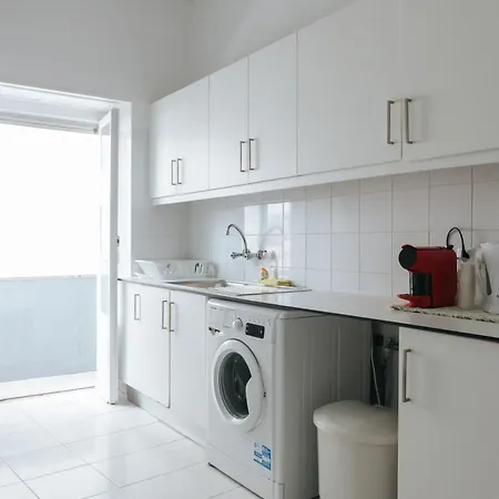 Homestay Aquilla Family 305 Lisbon