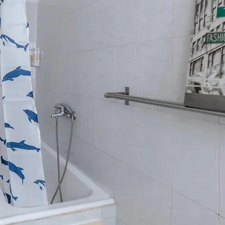 Aquilla Family 305 Lissabon